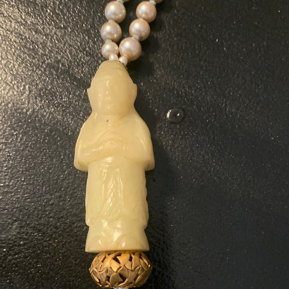 Vintage- Elegant Pearl and Jade Necklace! - Picture 2 of 6